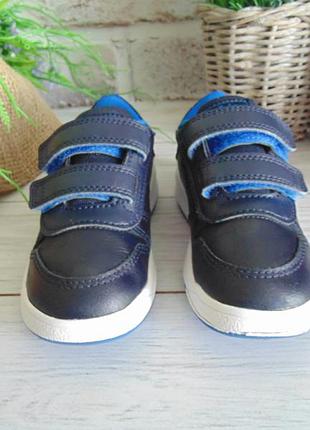 Кроссовки adidas 4