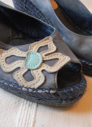 Шкіряні босоніжки hispanitas р. 39 ст. 25см