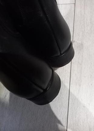 Чоботи шкіряні