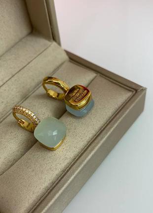 Серьги в позолоте с зелёным камнем
