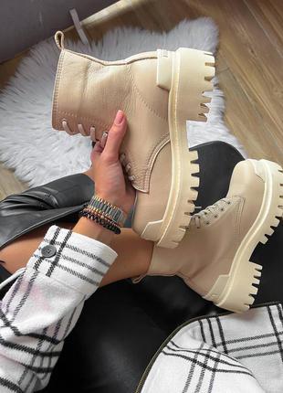 Ботинки женские