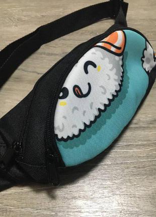 Новинка сумка-бананка молодіжна з принтом суші блакитна 2 принта