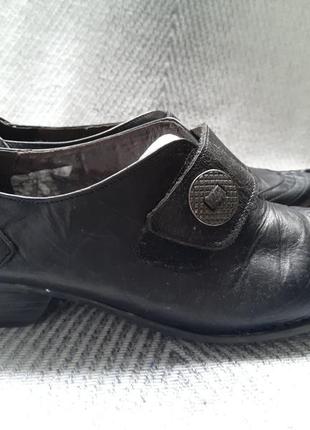 Женские черные кожаные туфли на полную ногу на липучке  38р2 фото