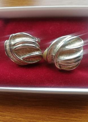 Кліпси вінтажні