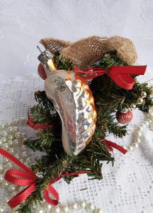 Мужская футболка от бренда hope хлопковая белого цвета