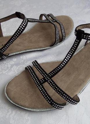 Босоніжки tamaris оригінал розмір 40, довжина устілки 26 см