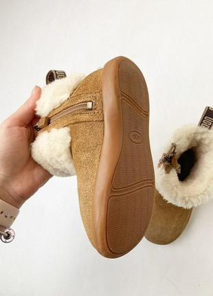 Ugg уггі6 фото
