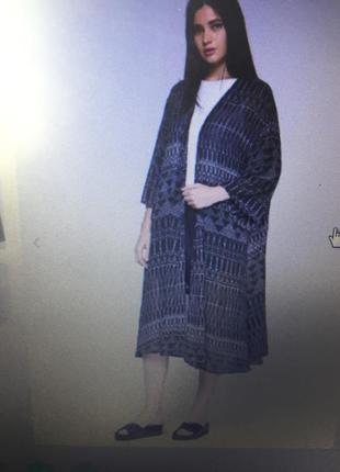 Літня накидка в оригінальний принт