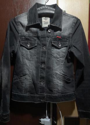 Джинсовый брендовый пиджак.1 фото