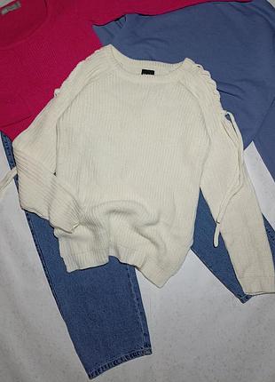 Вязаный свитер