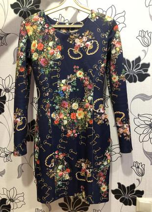 35 грн🌸красивое платье в цветочную раскраску