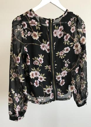 Цветочная шифоновая блуза в цветы с молнией праздничная на корпоратив3 фото