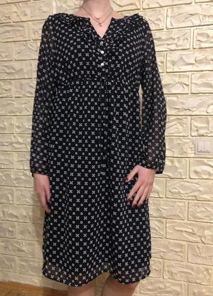 Плаття вільного покрою.