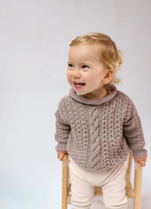Стильный детский свитер ручной работы2 фото