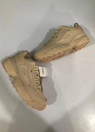 Fila disruptor 2 beige брендовые бежевые  женские кроссовки фила распродажа жіночі бежеві кросівки філа розпродаж3 фото