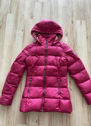 Пуховик, курточка яскравого красивого малинового кольору mados jeans