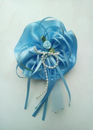 Брошка квітка