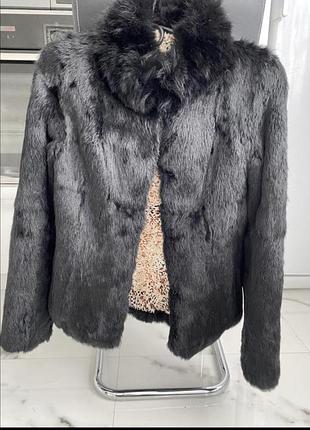 Гарна шубка!