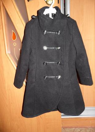 Красивое пальто 4-5 лет