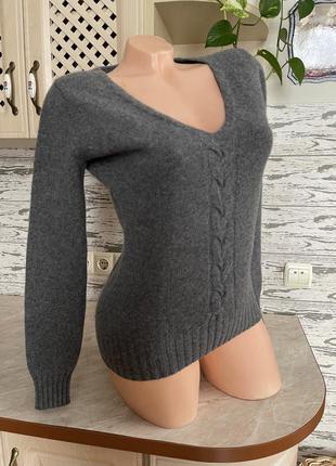 Ніжний кашеміровий светр