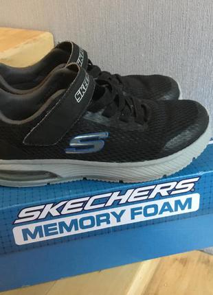 Кроссовки skechers