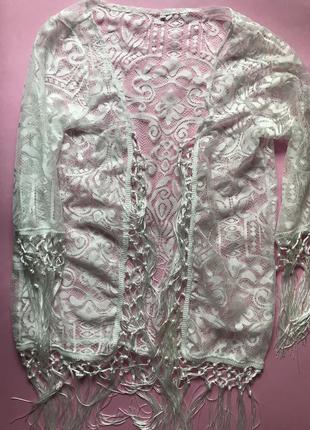 Пляжна накидка білого кольору мереживна море з бахромою