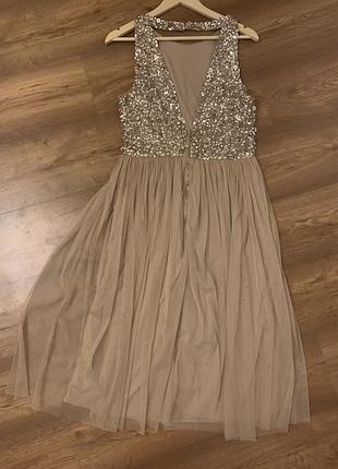 Нарядное платье на новый год