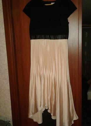 Шикарное вечернее платье