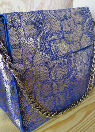 Кожаная натуральная женская сумка клатч модель 2025 из натуральной лазерной кожи 2 ручки.