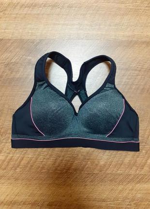 Спортивный топ