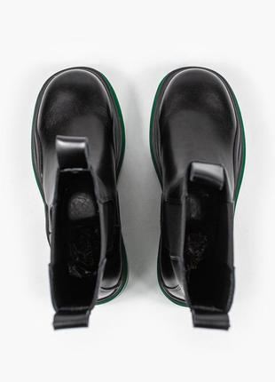 Итальянские кожаные сапоги bottega veneta black green невысокие3 фото