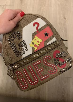 Рюкзак guess