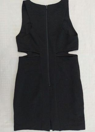 Платье, новое, с биркой, с вырезами по бокам, черное2 фото