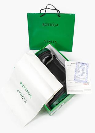 Итальянские кожаные сапоги bottega veneta black green невысокие9 фото