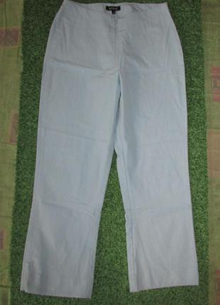 Шикарные брюки. kookaї. нежно голубые. написано 38 р-р. почти новые. пот 33 - 34 см