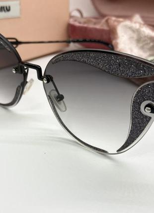 Женские солнцезащитные очки серые с градиентом отделка глитер жіночі окуляри