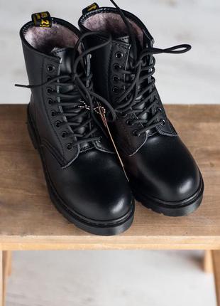 Dr. martens mono black зимние ботинки мартенсы черные8 фото