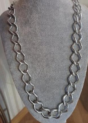 Ланцюг срібляста