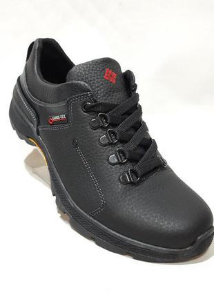 40,41 р кросівки чоловічі з натуральної шкіри чорні