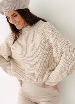 Стильний светр в універсальному розмірі