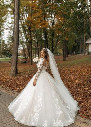 Весільне плаття від «love story”1 фото