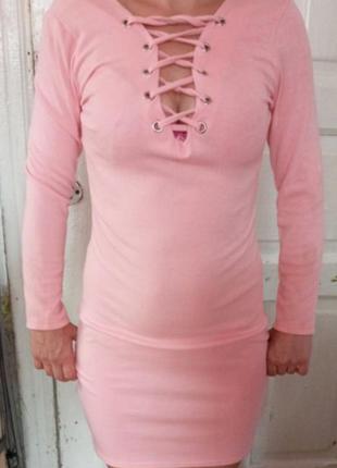 Платья розового цвета