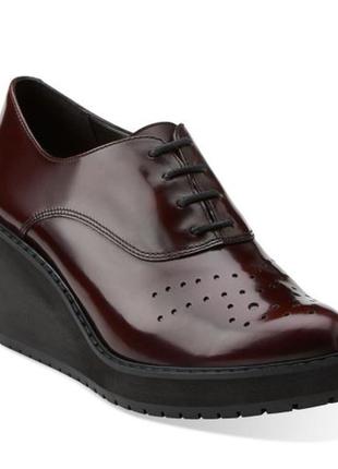 Clarks круті шкіряні броги на платформі марсала(бургунд)5(38)