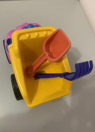 Набір машинка грабельки і лопатка іграшки для піску3 фото