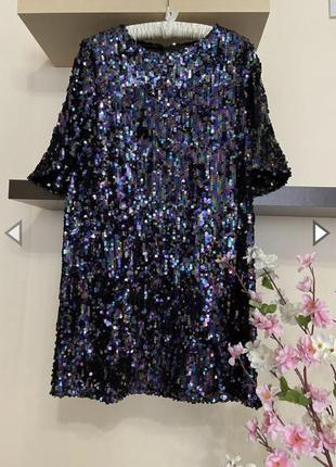 Шикарное вечернее платье с пайетками