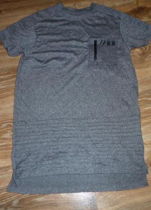 Rebel футболка на 11-12 років