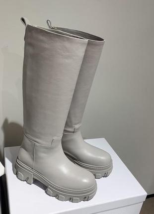 Знаменитые сапоги gia couture