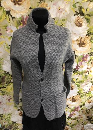 Пиджак известного бренда из шерсти