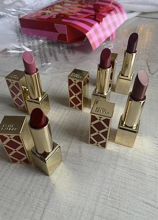 Набор помад от estée lauder 8
