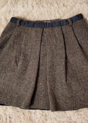 Женственная юбка мини hobbs n.w.3  размер 12, шерсть 80% 'твид', подкладка ацетат. состояние отличное.